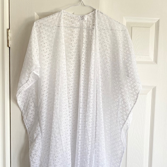 White swim Coverup NWOT - Picture 1 of 3